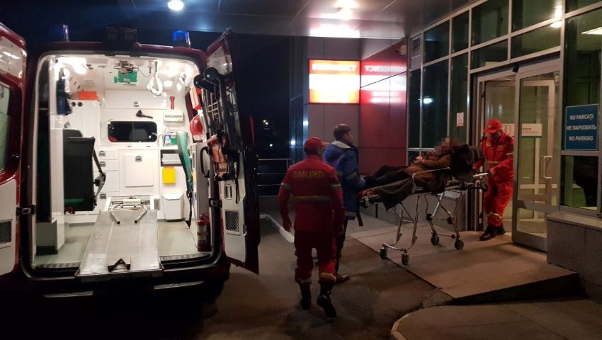 O T N R Din Glodeni A Fost Transportat La O Clinic Privat Din