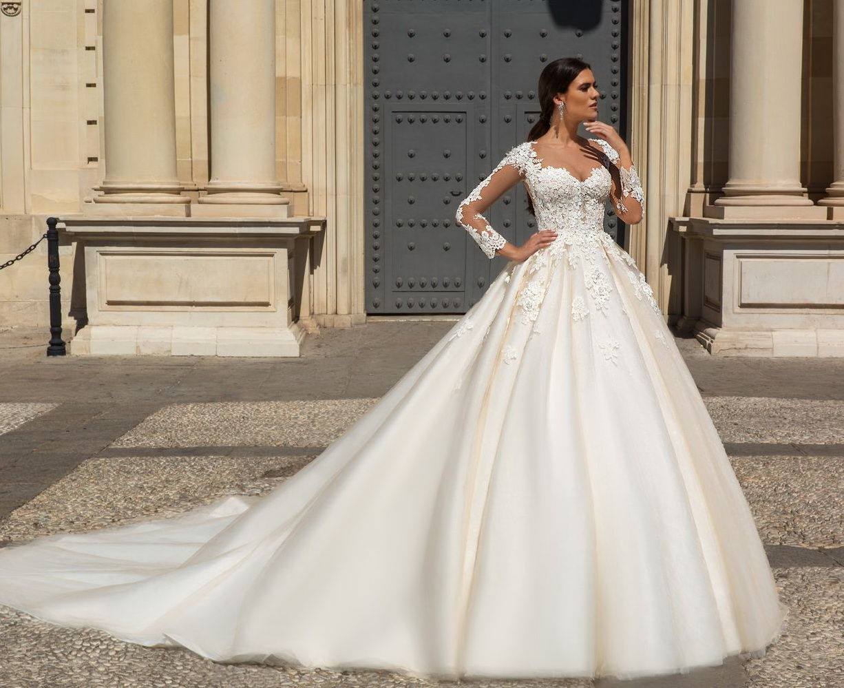 Sacrifice Catena under Descoperă cele mai spectaculoase rochii de mireasă! Saloanele de mariaj au  lansat propunerile pentru 2017 | Unica.md